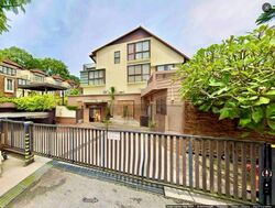 Lornie Road (D11), Terrace #566708381